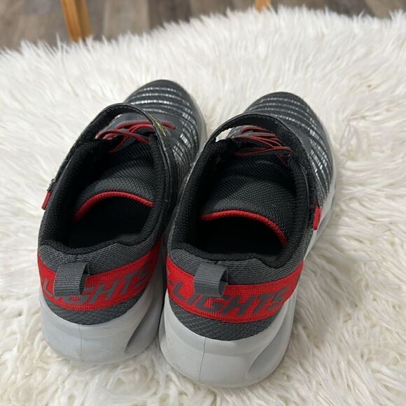 SKECHERS SNEAKERS SIZE 2 - Picture 8 of 9